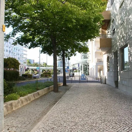 아파트 Apartamento Parque Das Nacoes 4f 리스본