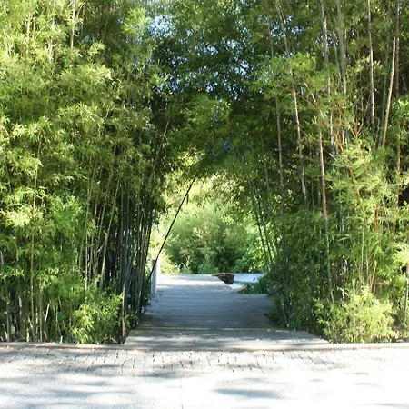 Апартаменты Parque Das Nacoes 4f