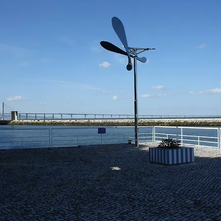 Parque Das Nacoes 4f Лиссабон